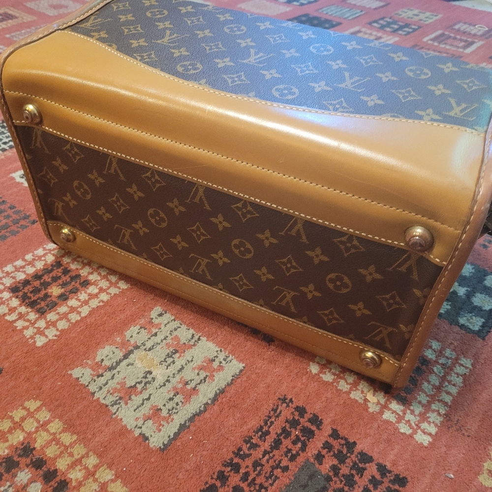 Vuitton make up train case near mint - Picture 4 of 5